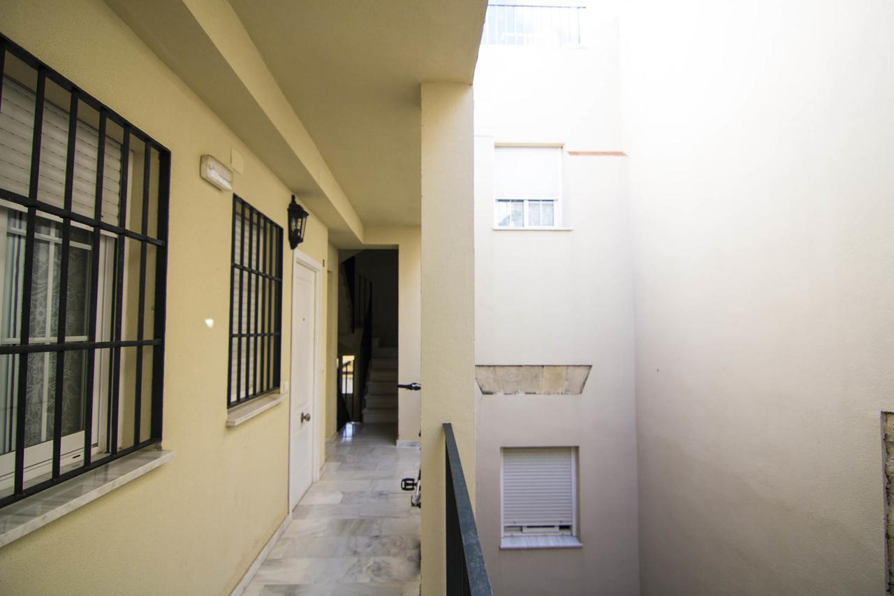 Apartamentos Aloha 2 Centro Эль-Пуэрто-де-Санта-Мария Экстерьер фото
